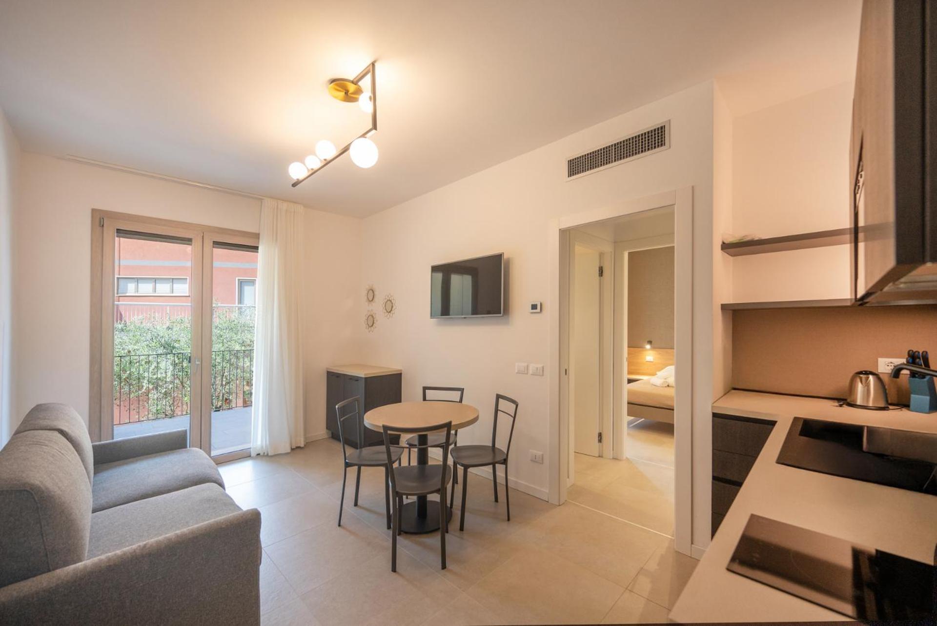 Apartmentsgarda - Residenza Eleonora * Garda (Verona)